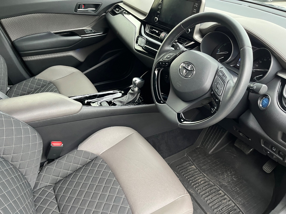 2020 Toyota C-HR 1.8L Petrol Hybrid For Sale Images