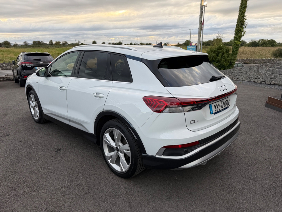 Audi Q4 e-tron S-Line - 40 Etron - 82KWh — thumbnail 10
