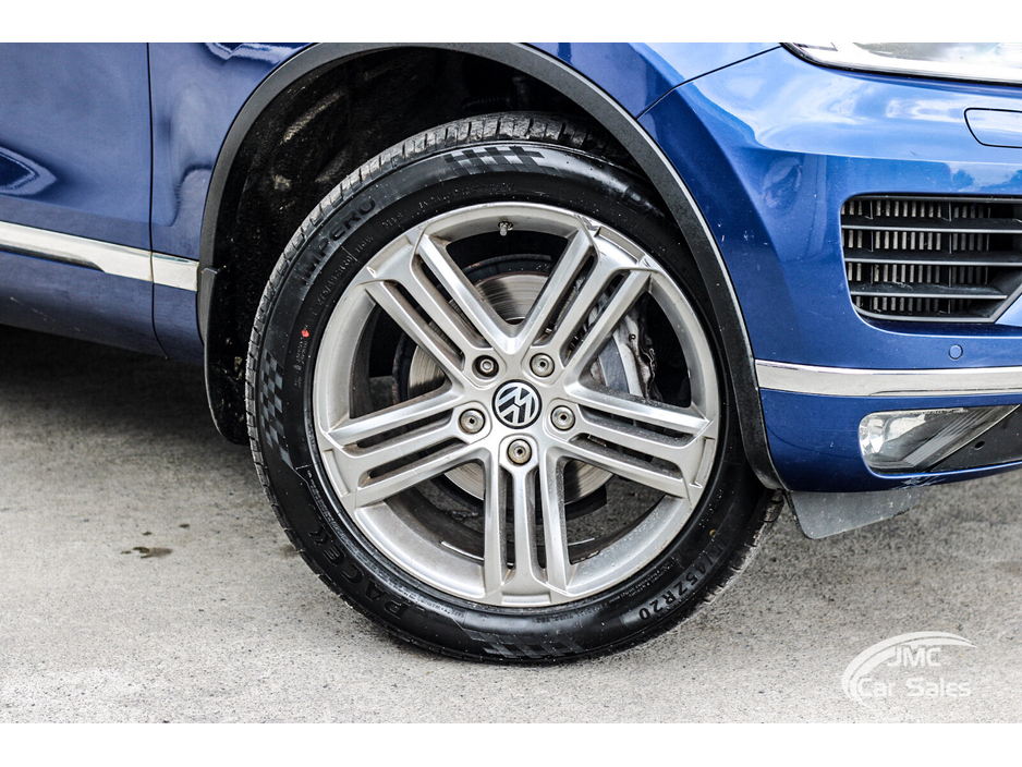 2016 Volkswagen Touareg 3L Diesel For Sale Images