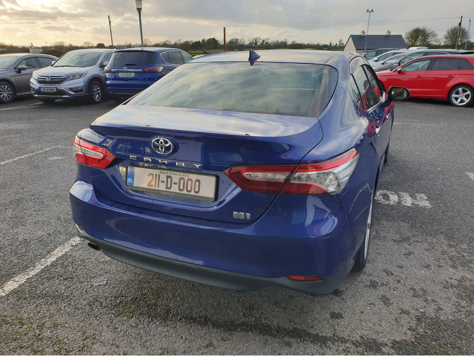 2021 Toyota Camry 2.5L Hybrid For Sale Images