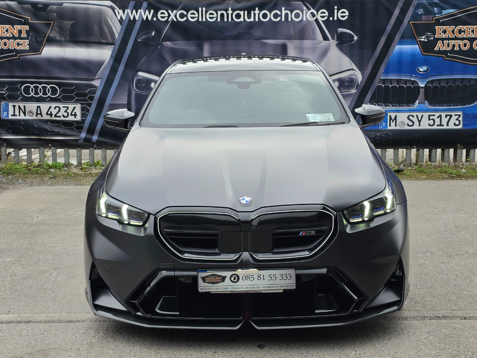 2025 BMW M5 4.5L Petrol Plug-in Hybrid For Sale Images