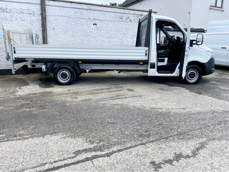 2022 Mercedes-Benz Sprinter 2L Diesel For Sale Images