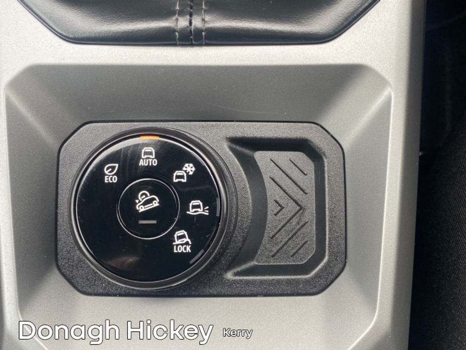 2024 Dacia Duster 1.2L Petrol Hybrid For Sale Images