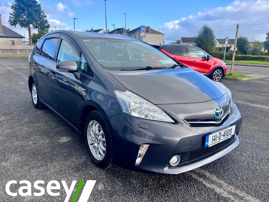 2014 Toyota Prius 1.8L Petrol Hybrid For Sale Images