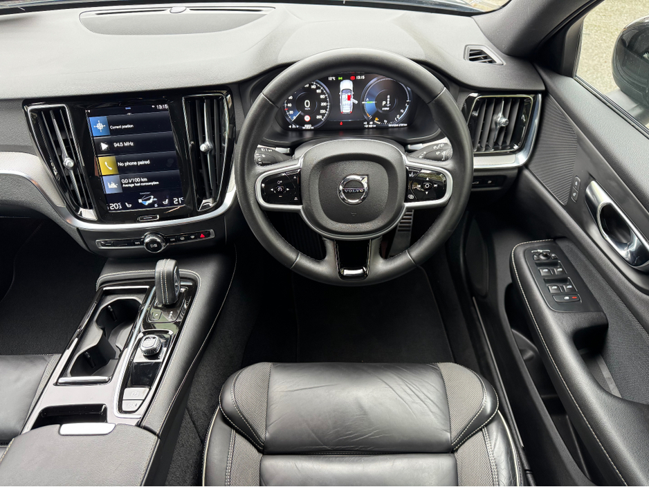 2021 Volvo V60 2L Petrol Plug-in Hybrid For Sale Images