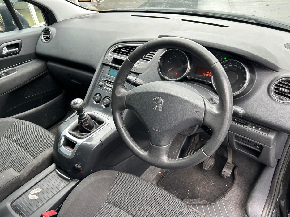 2014 Peugeot 5008 1.6L Diesel For Sale Images