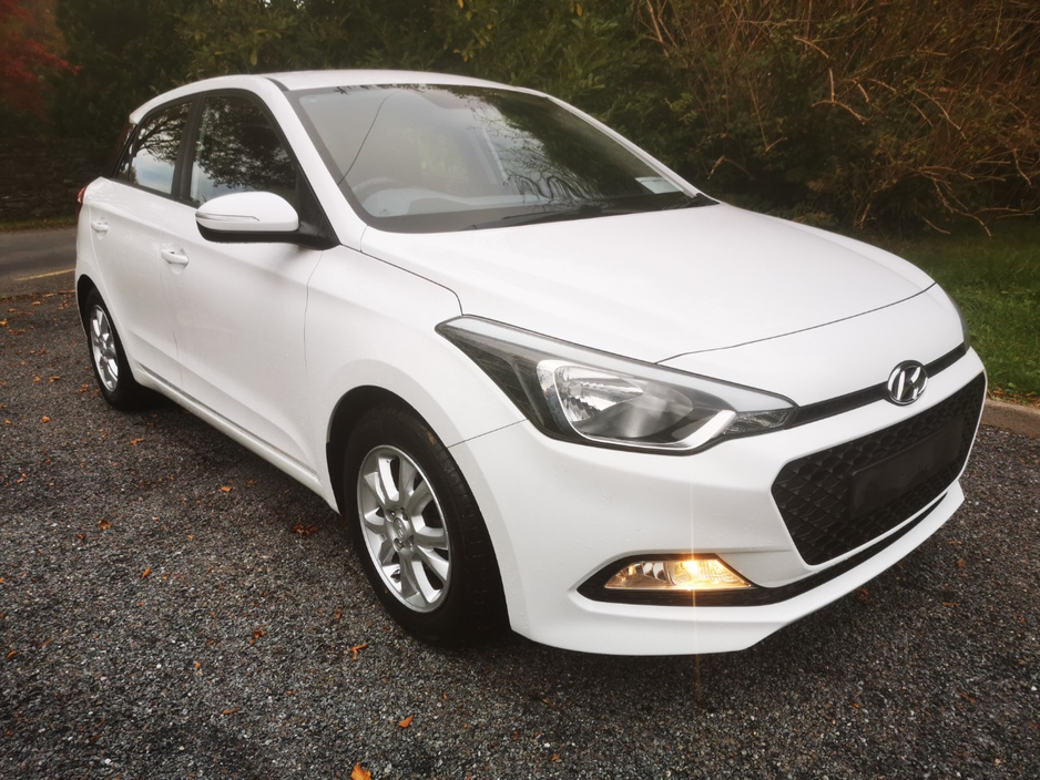 2016 Hyundai i20 For Sale Images
