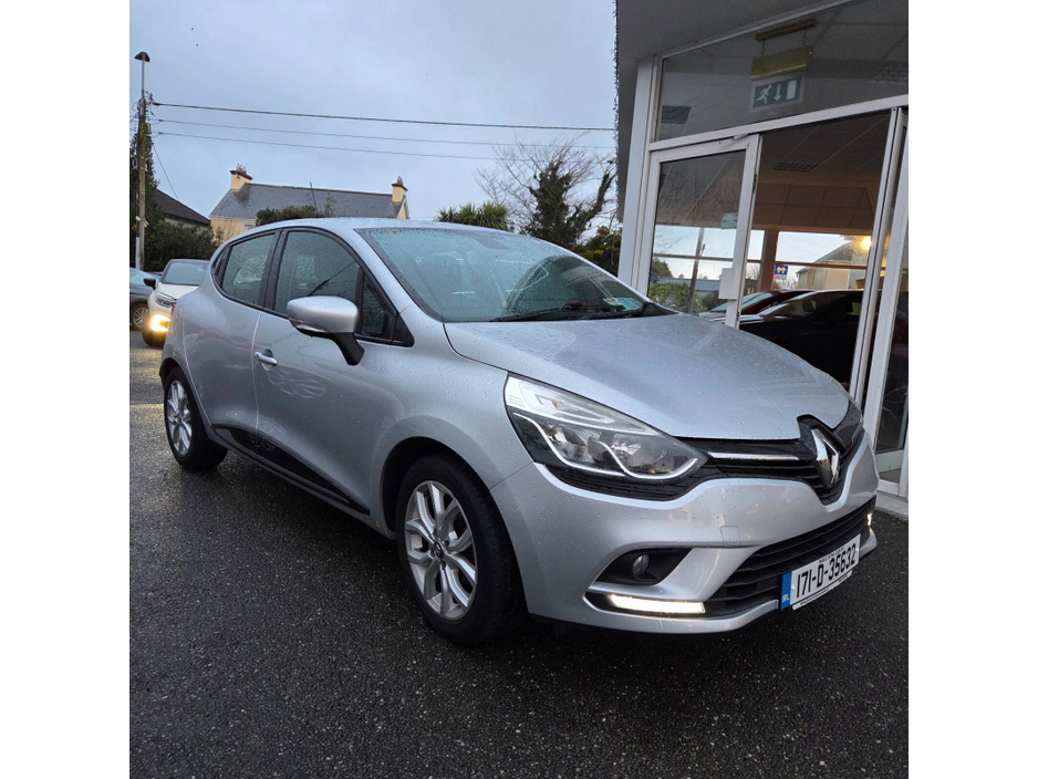 2017 Renault Clio 1.1L Petrol For Sale Images