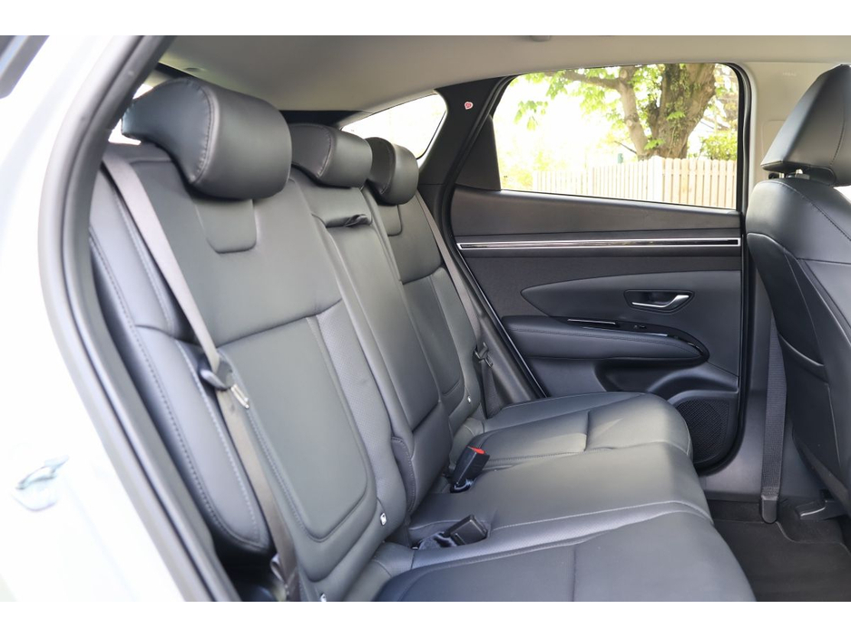 Hyundai Tucson 2WD Executive - Special 4.99% APR — thumbnail 21