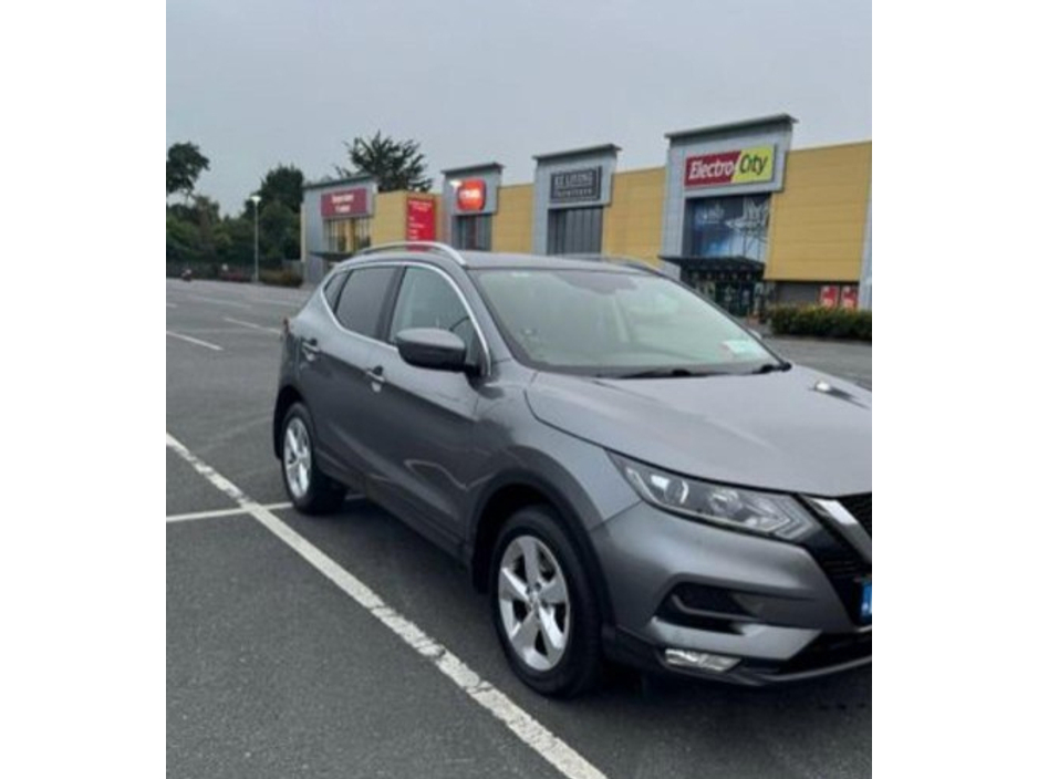 Nissan Qashqai 1.2 SV 18 4DR