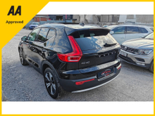 2022 Volvo XC40 1.5L Petrol Plug-in Hybrid For Sale Images