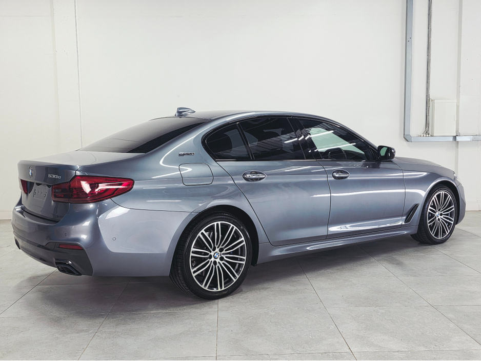 2018 BMW 5 Series 2L Petrol Plug-in Hybrid For Sale Images
