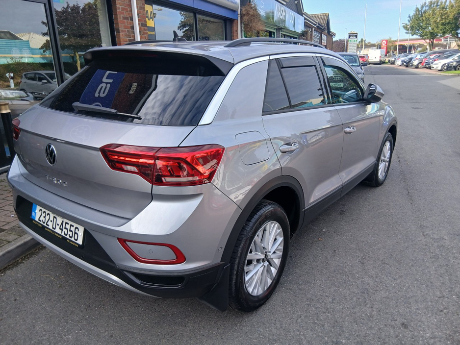 2023 Volkswagen T-Roc 2L Diesel For Sale Images