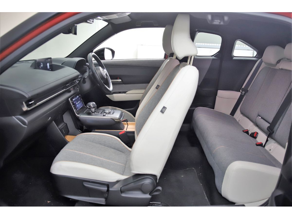 Mazda MX-30 EV EXCLUSIV LINE 35.5 KWH 145BHP *BI-TONE ROOF*HUP* — thumbnail 17