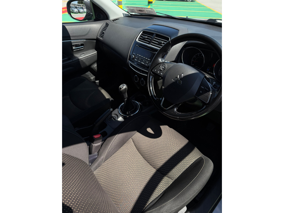 Mitsubishi ASX 1.6 Petrol 2WD 5MT Instyle — thumbnail 10