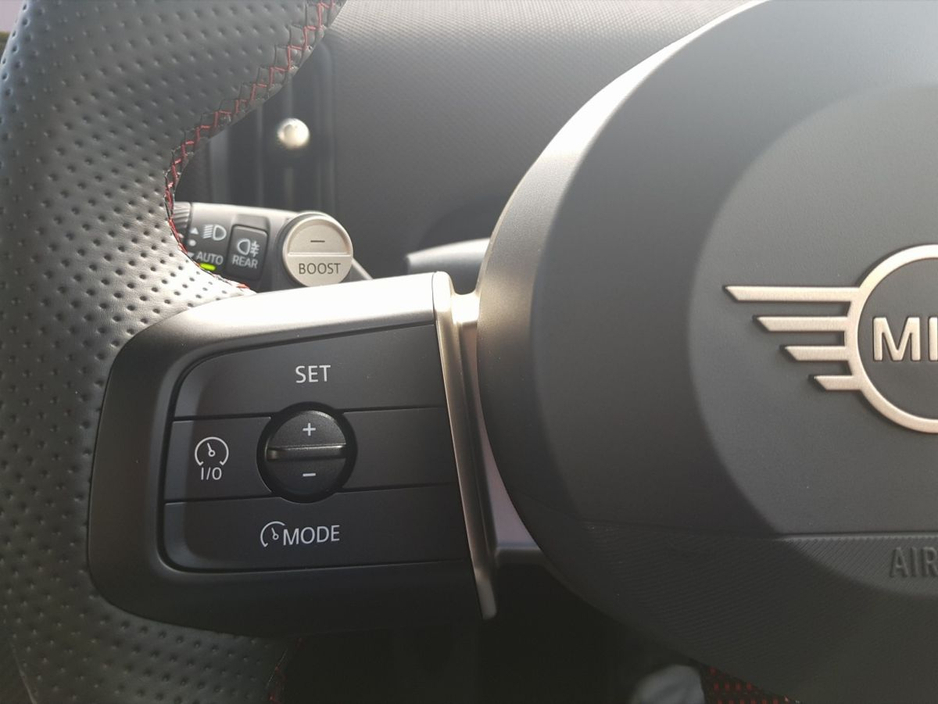 2025 MINI Hatch 2.0L Petrol For Sale Images