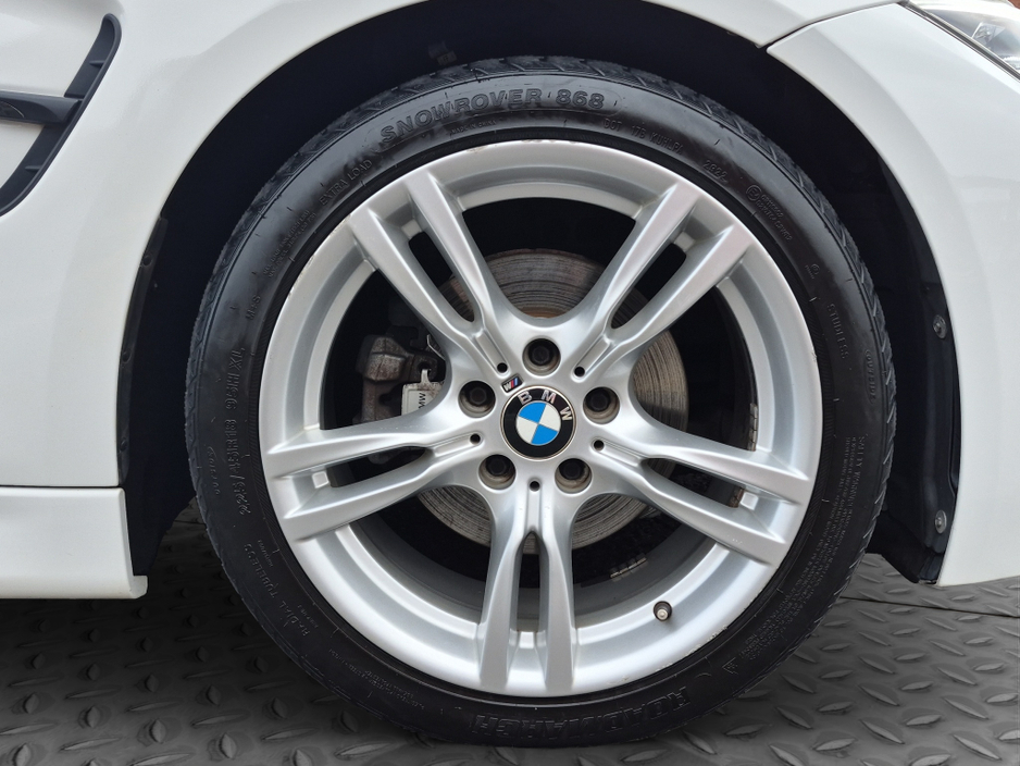 BMW 3 Series 2015 BMW 320I M-SPORTS 2.0 PETROL AUTO *FINANCE* — thumbnail 10