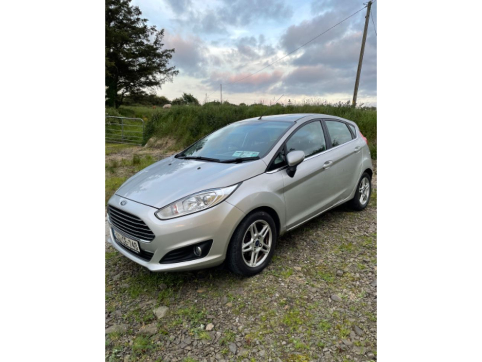 Ford Fiesta 1.5 Zetec Hatchback Diesel Manual (75bhp) — thumbnail 2