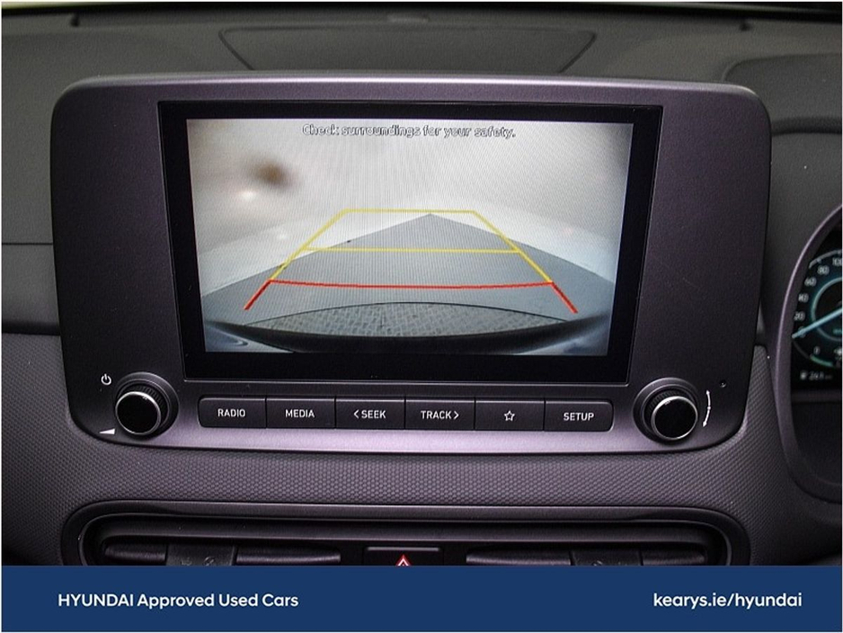 Hyundai Kona 1.6 HYBRID Executive Auto — thumbnail 28