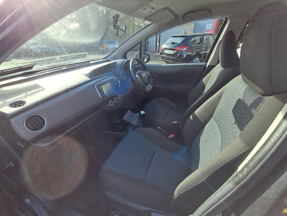 2011 Toyota Yaris 1L Petrol For Sale Images