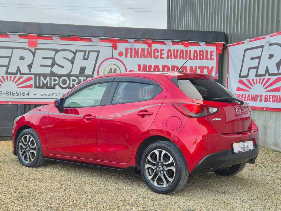 Mazda Demio — thumbnail 23