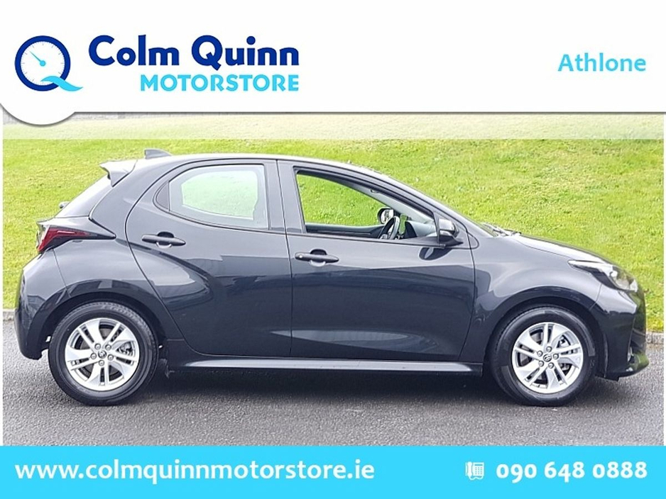 Used Toyota Yaris LUNA 1.5 HYBRID AUTO HATCHBACK (2023 (231))