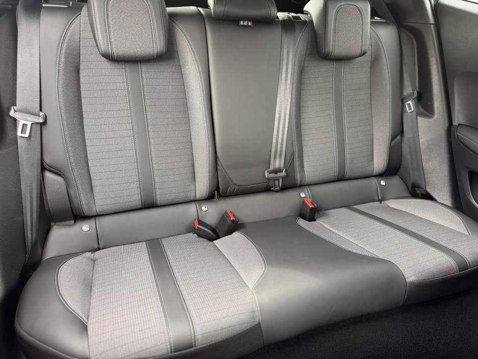 2022 Peugeot 2008 1.5L Diesel For Sale Images