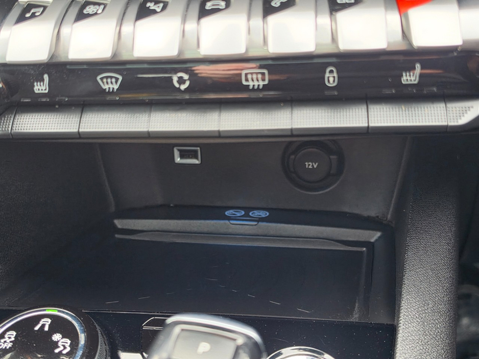 2020 Peugeot 5008 2L Diesel For Sale Images