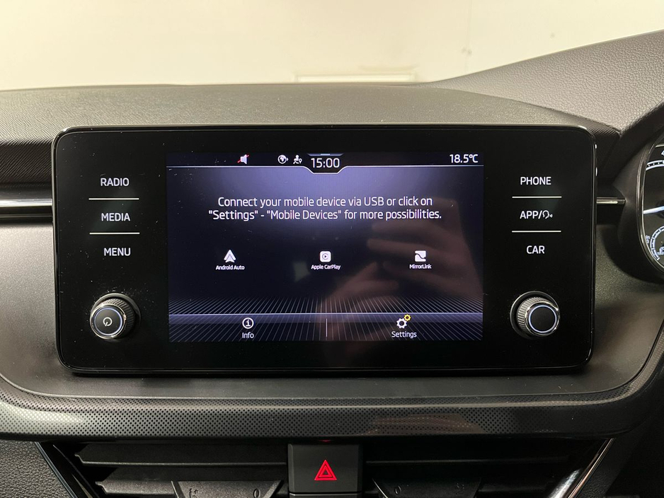 Skoda Kamiq Style 1.0TSI 110BHP - Reversing Camera - Climate Control - Cruise Control - Auto Lights/Wipers - Apple CarPlay/Android Auto — thumbnail 15