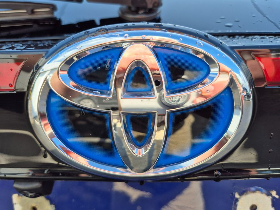 Toyota Yaris Cross 1.5 HYBRID / X SPEC / LOW MILEAGE / TAX €150 — thumbnail 34