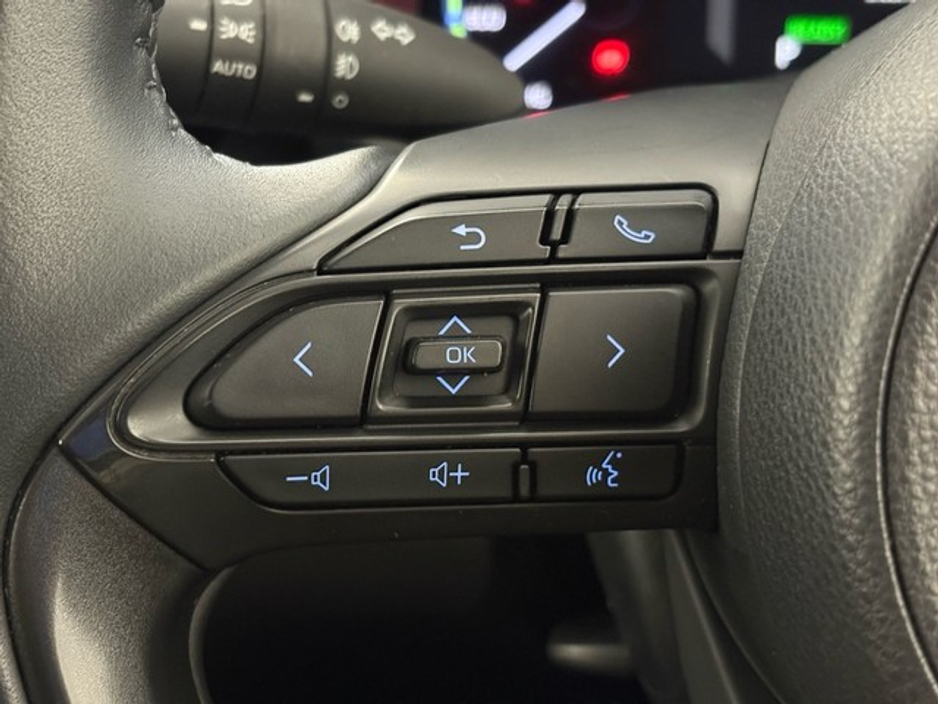 Toyota Yaris Cross Sol Hybrid — thumbnail 14