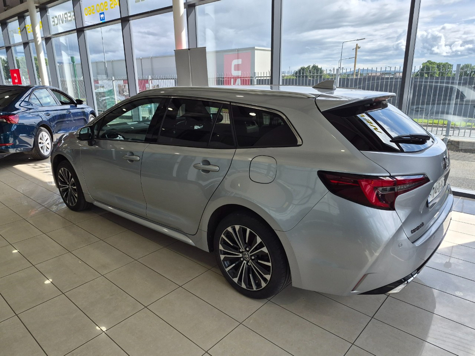 2024 Toyota Corolla 1.8L Petrol Hybrid For Sale Images