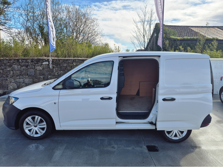 2021 Volkswagen Caddy 2L Diesel For Sale Images