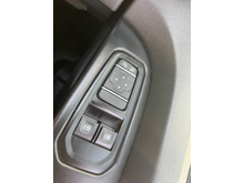 2025 Renault Trafic 2L Diesel For Sale Images