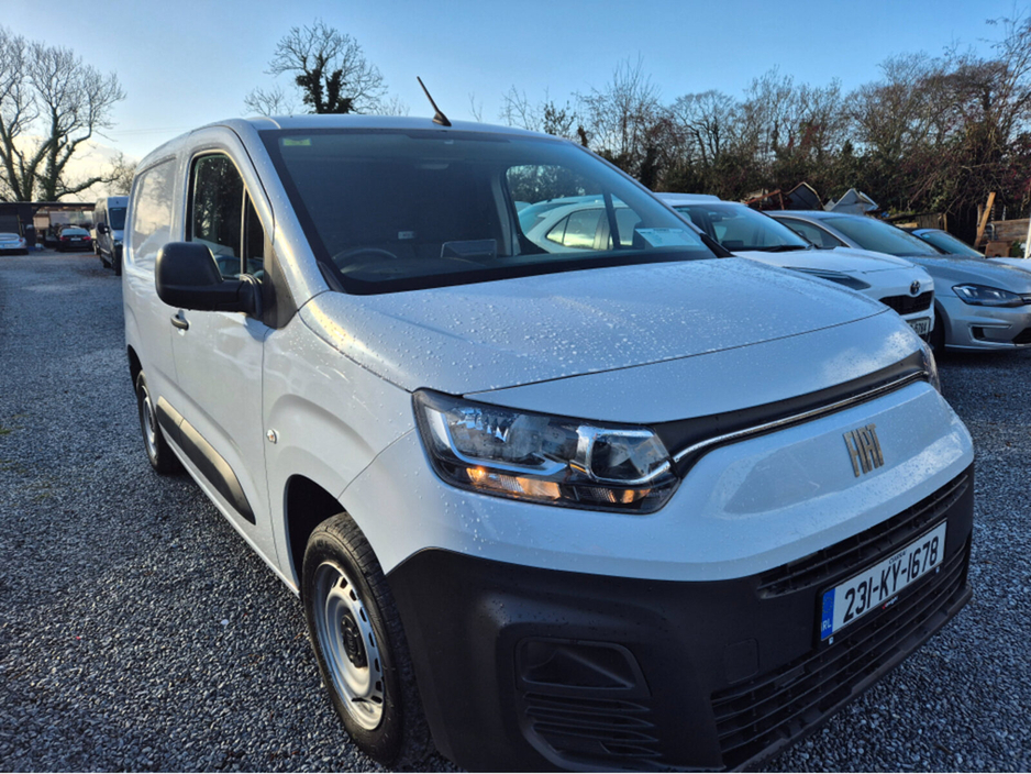 2023 Fiat Doblo 1.5L Diesel For Sale Images