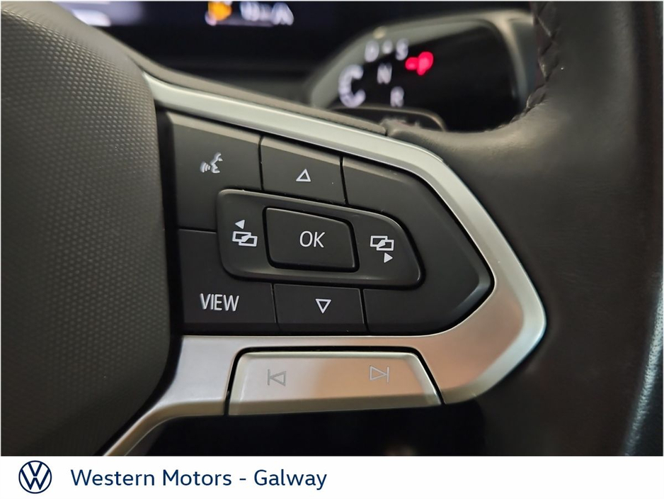 Volkswagen Tiguan Launch Edition 2.0 TDI 150HP DSG,New Model,18" Upgrade Alloys,Rear Camera,Digital Dash,App Connect,Elec Bootlid + much more — thumbnail 38