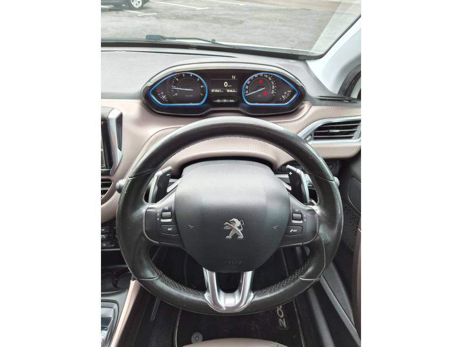 Peugeot 2008 — thumbnail 13