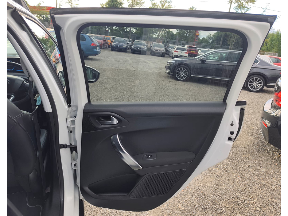 Peugeot 2008 1.2L Petrol Automatic - Low mileage (5356) — thumbnail 12