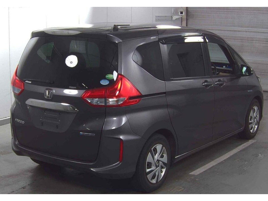 Honda Freed 1.5 Petrol Hybrid Auto — thumbnail 4