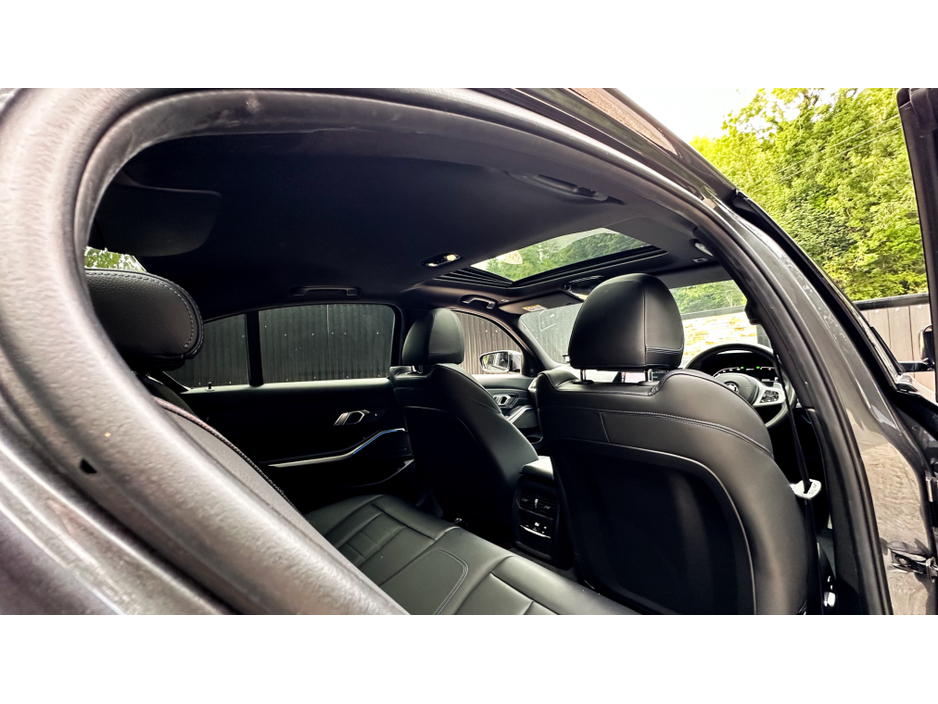 2020 BMW 3 Series 2.0L Petrol Plug-in Hybrid For Sale Images