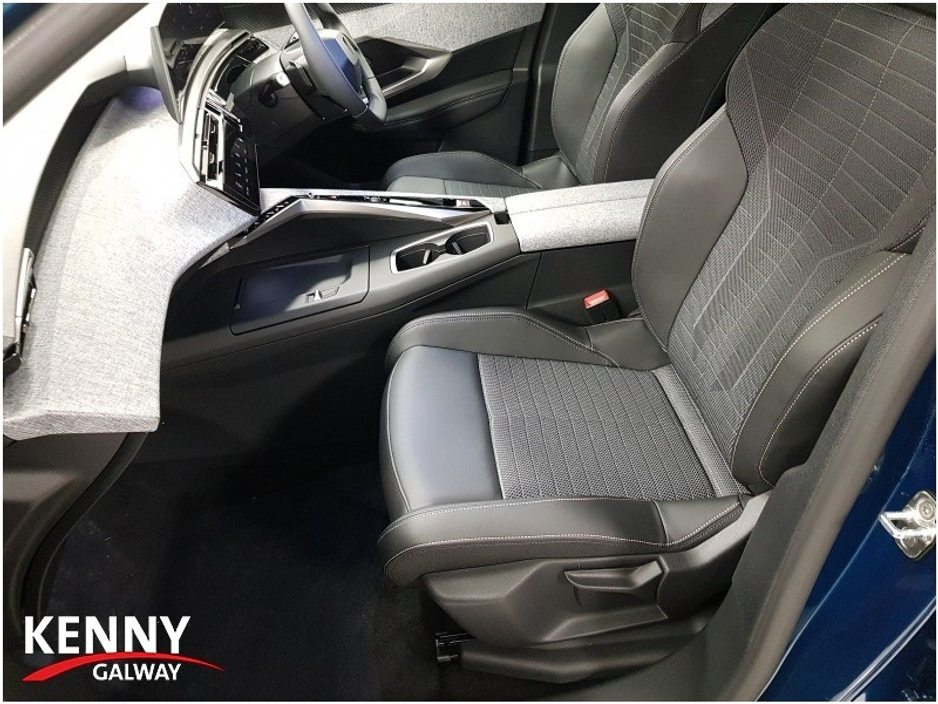 2025 Peugeot 5008 1.2L Petrol For Sale Images