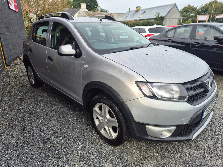 2015 Dacia Sandero Stepway 1.5L Diesel For Sale Images