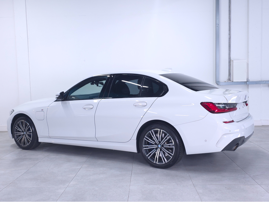 2021 BMW 3 Series 2L Petrol Plug-in Hybrid For Sale Images