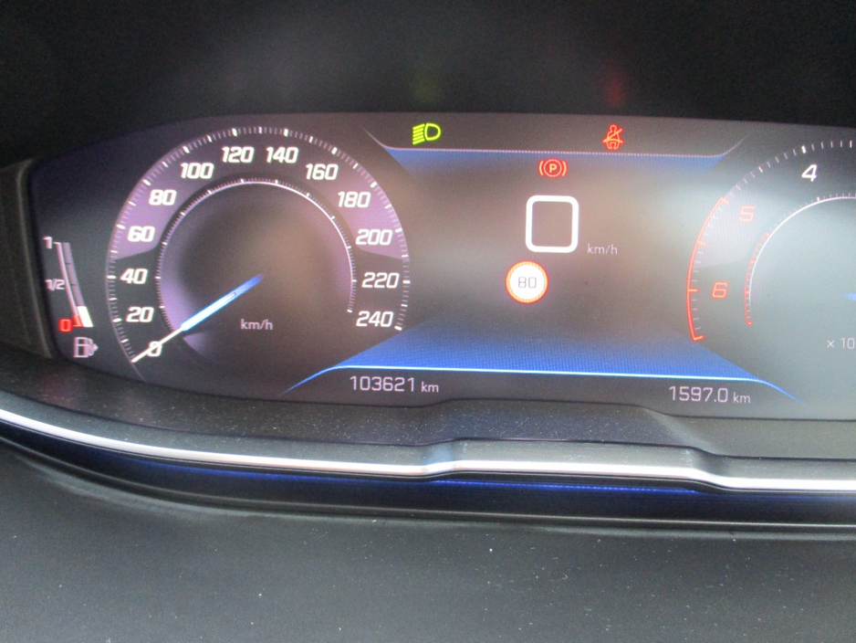 2021 Peugeot 5008 1.5L Diesel For Sale Images