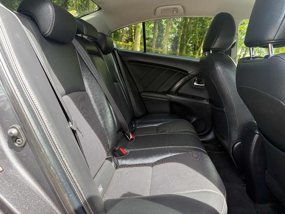 2016 Toyota Avensis 1.6L Diesel For Sale Images