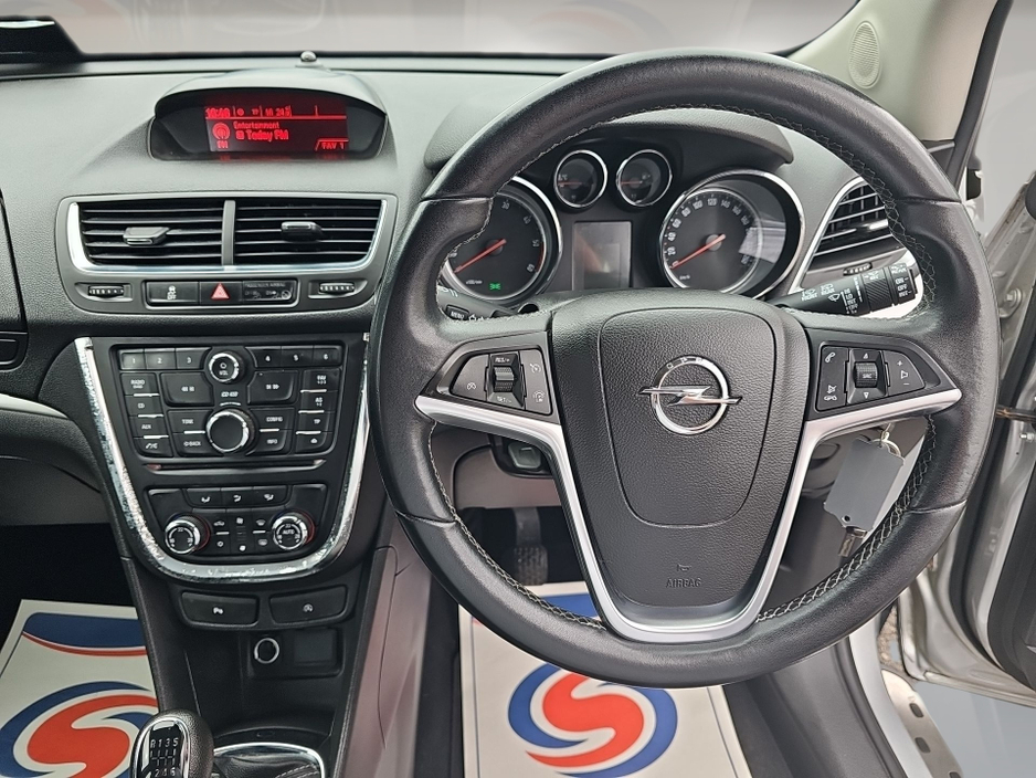 Opel Mokka SC 1.6 CDTI ** TINY MILEAGE IRISH CAR ** 2 KEYS ** BEST AVAILABLE ** — thumbnail 10