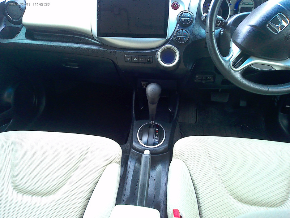 2013 Honda Fit 1.3L Petrol Hybrid For Sale Images