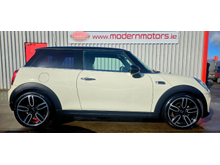 2018 MINI Cooper D 1.5L Diesel For Sale Images