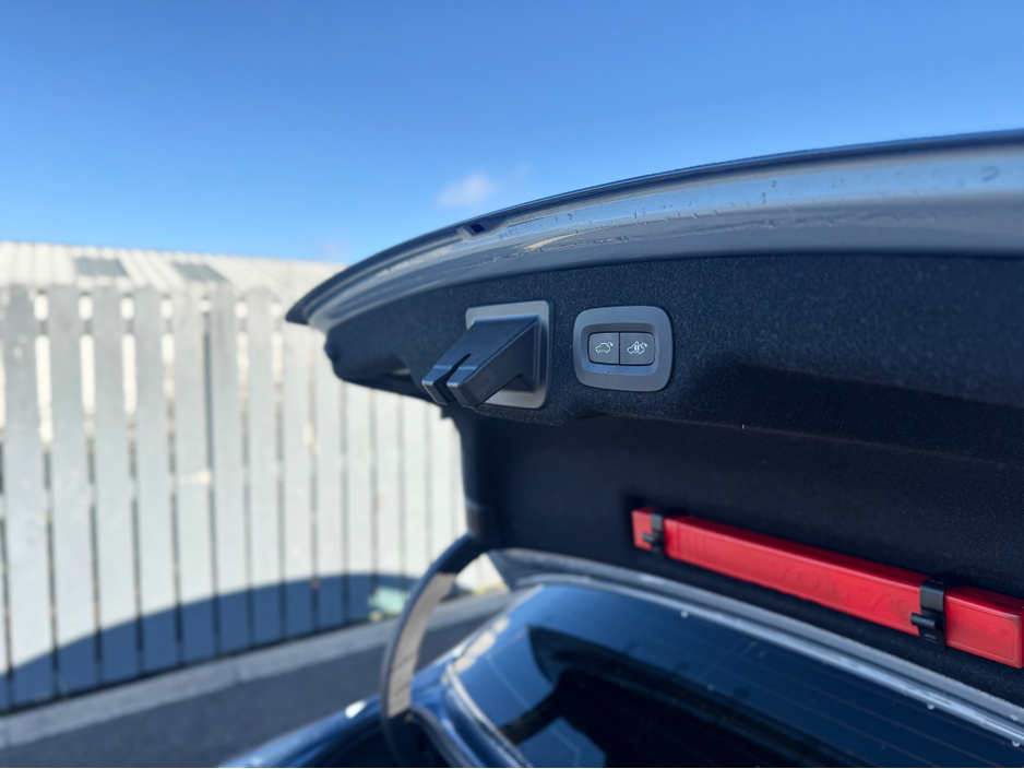 2020 Volvo S90 2L Diesel For Sale Images