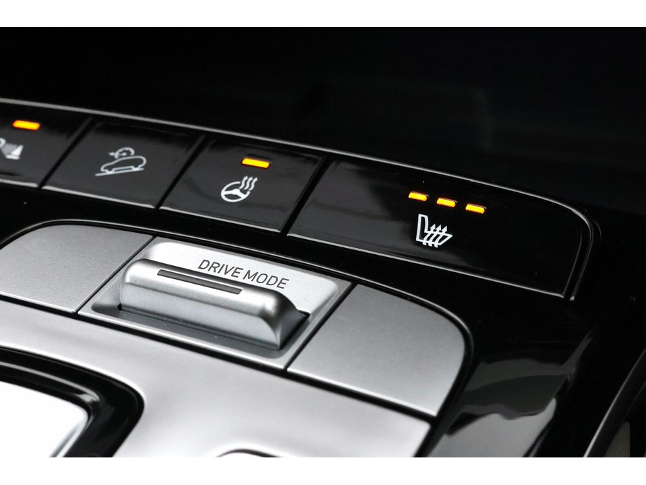 Hyundai Tucson 2WD Executive Plus HEV STG Auto — thumbnail 14